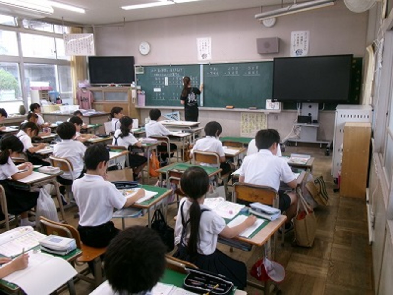 活動歴および当時の関連ビジュアル記録