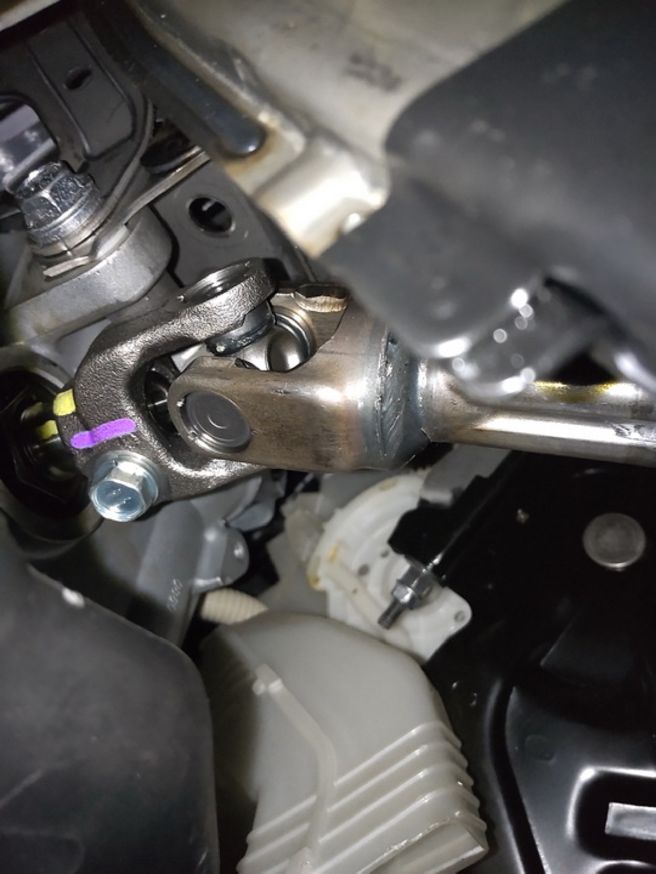 レクサスHS250h ANF10ステアリングインターミディエイトシャフト