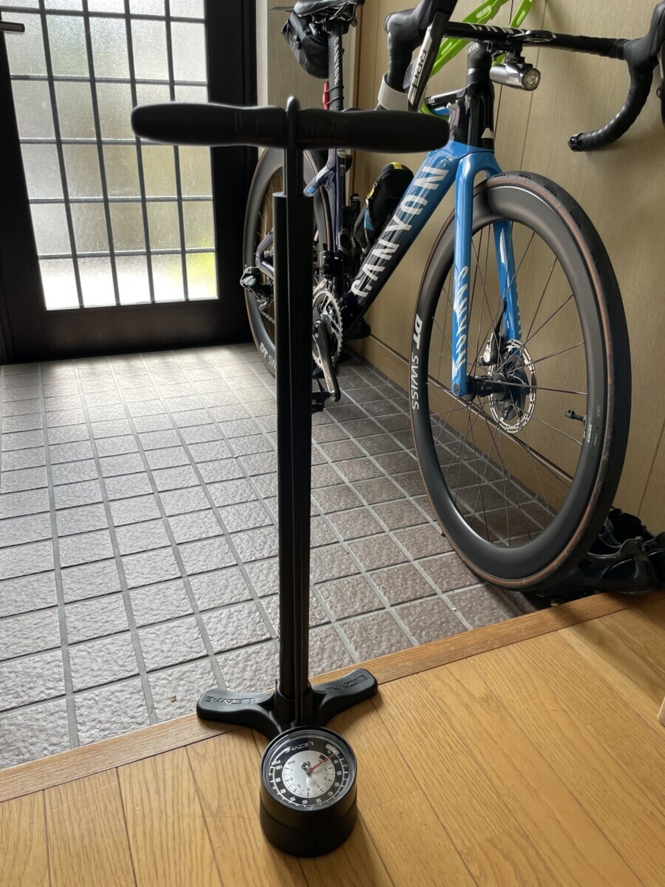 LEZYNE フロアポンプ スポーツグラベルドライブ - 鍋谷スト日記