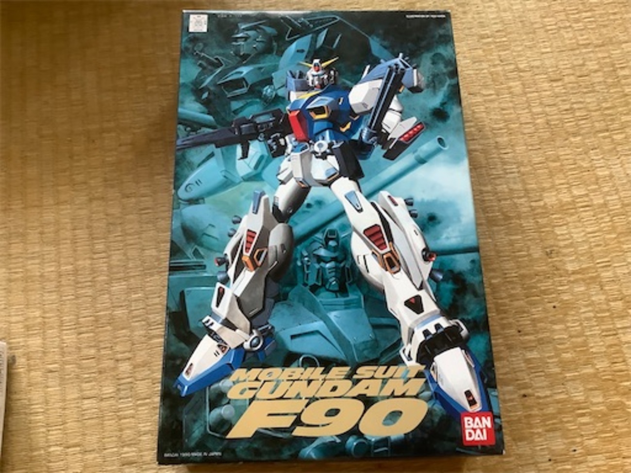 旧キットガンダム　ガンプラ完成品 旧キット 絶版 HG 1/144 Zガンダム ウェーブシューター ガンプラ 塗装
