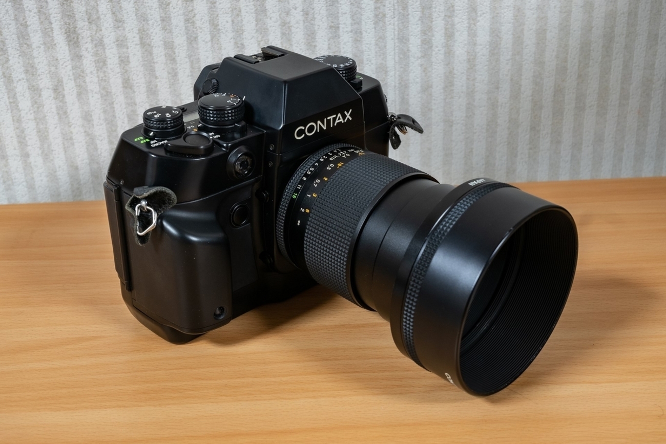 CONTAX AX + Carl Zeiss Distagon T* 35mm F1.4 MMJ 2023.2.14 
