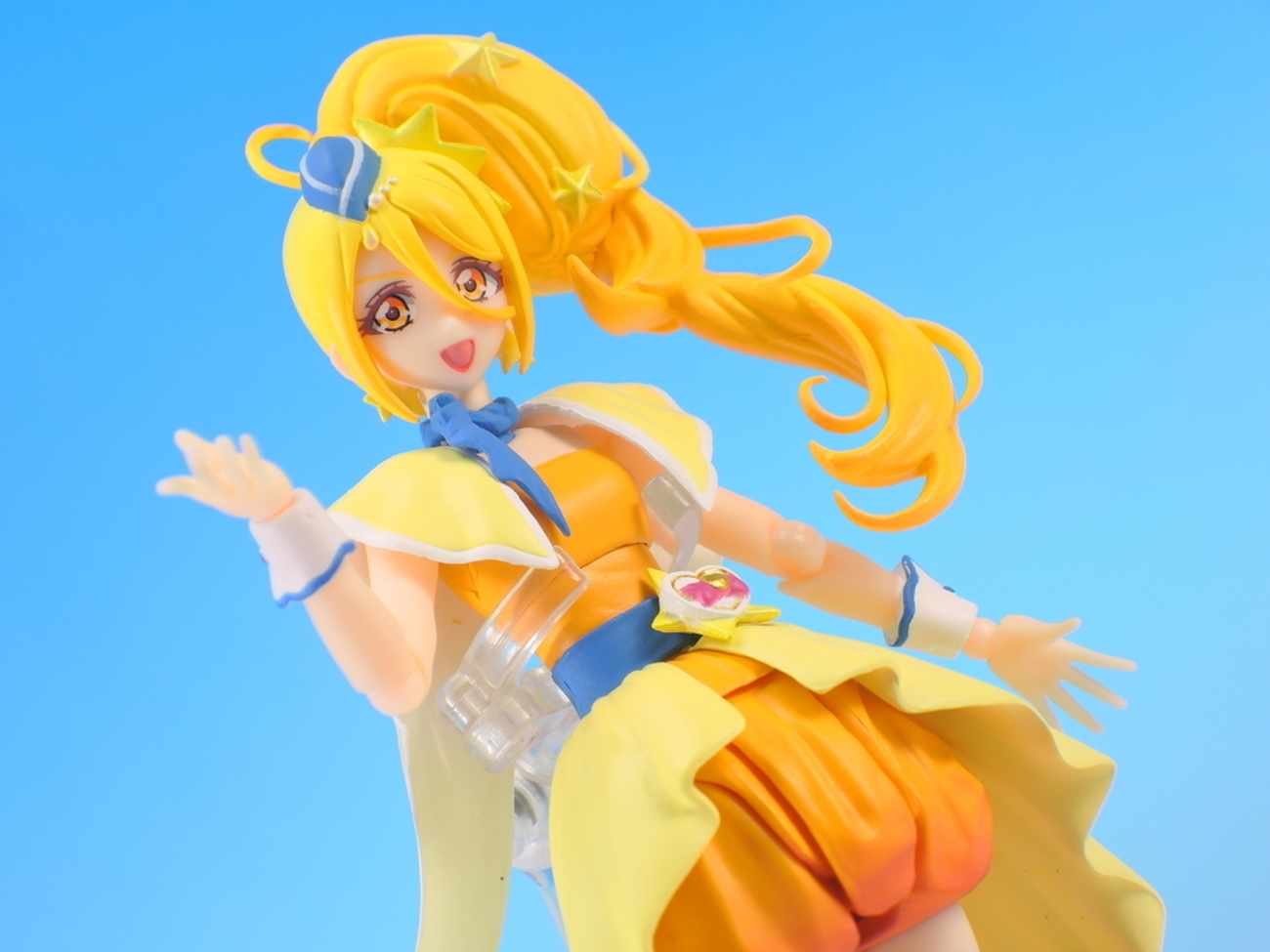 HUGっと！プリキュア S.Hフィギュア キュアエトワール HUGっと！プリキュア」みんな輝け！ キュアエトワールがS.H.