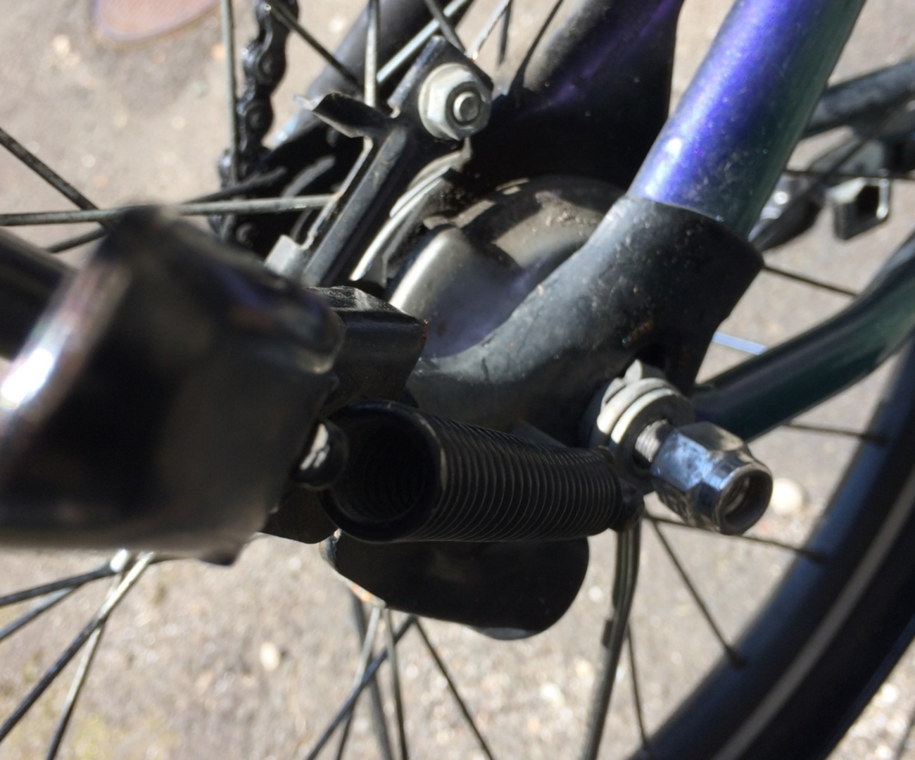 PAS CITY-Xの後輪ハブナット、シマノ内装3段用 左ハブナット(15mm