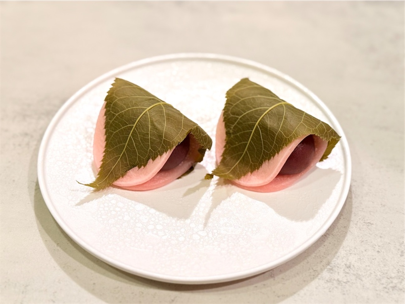 とらや』桜餅と春らしい3月前期の生菓子 三千歳、幸のしるし、春の日 