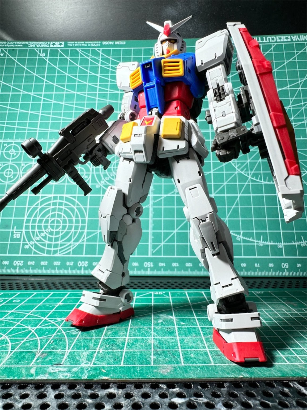 RG 1/144 機動戦士ガンダム RX-78-2 ガンダム Ver.2.0 (素組み編