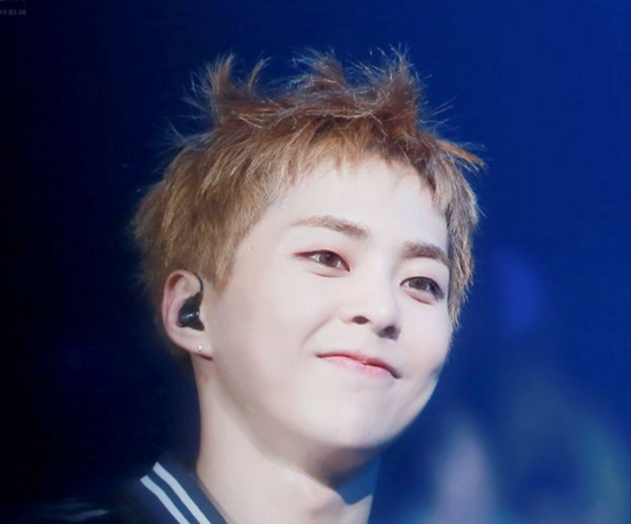 exo xiumin smile box シウミン　スマイルボックス 2種セット] 韓国音楽 EXOのシウミン - 2nd ミニアルバム