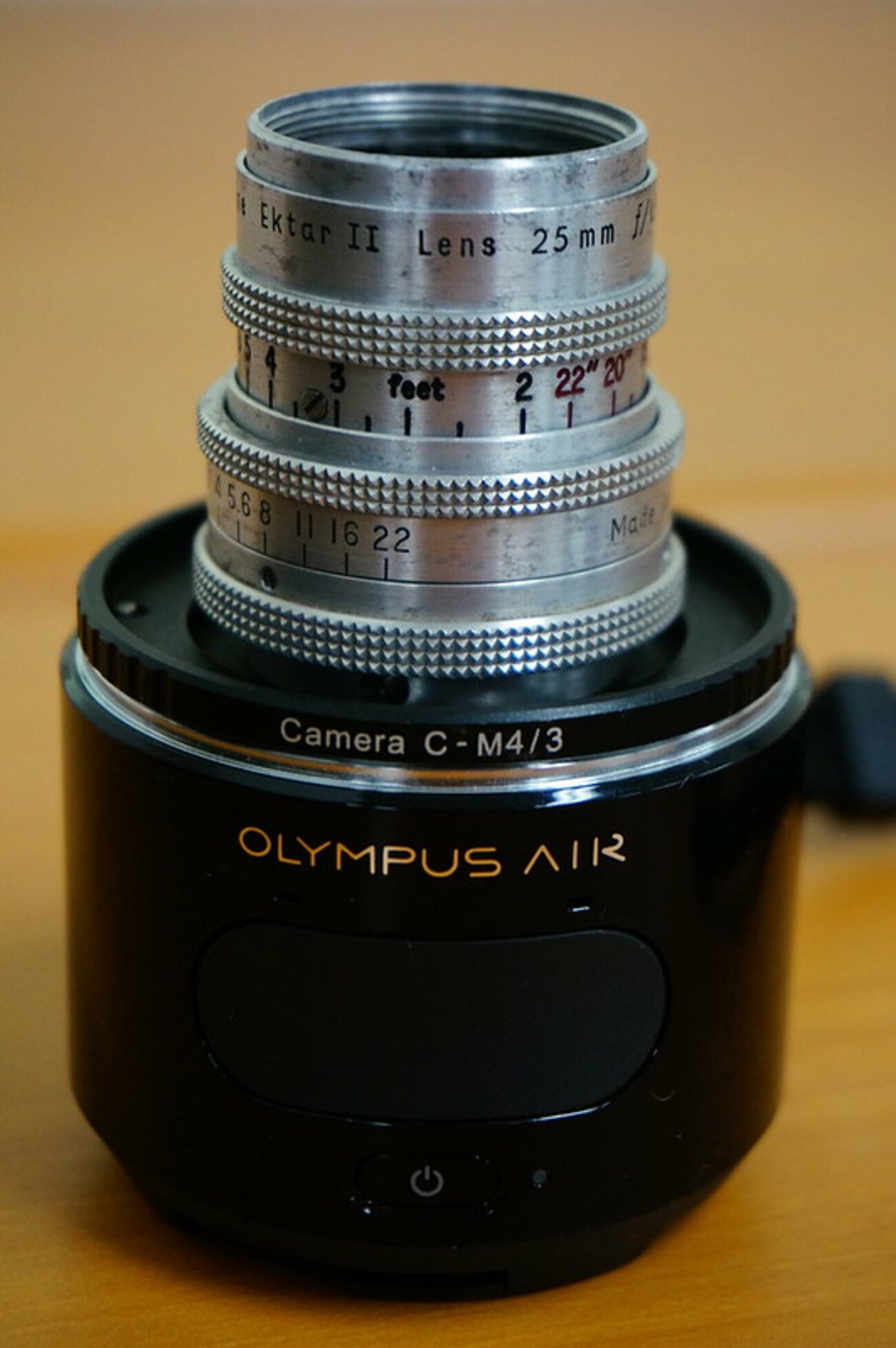 Cマウントレンズ、KODAK CINE EKTAR 25mm F1.9 - 伊藤浩一のITモバイル