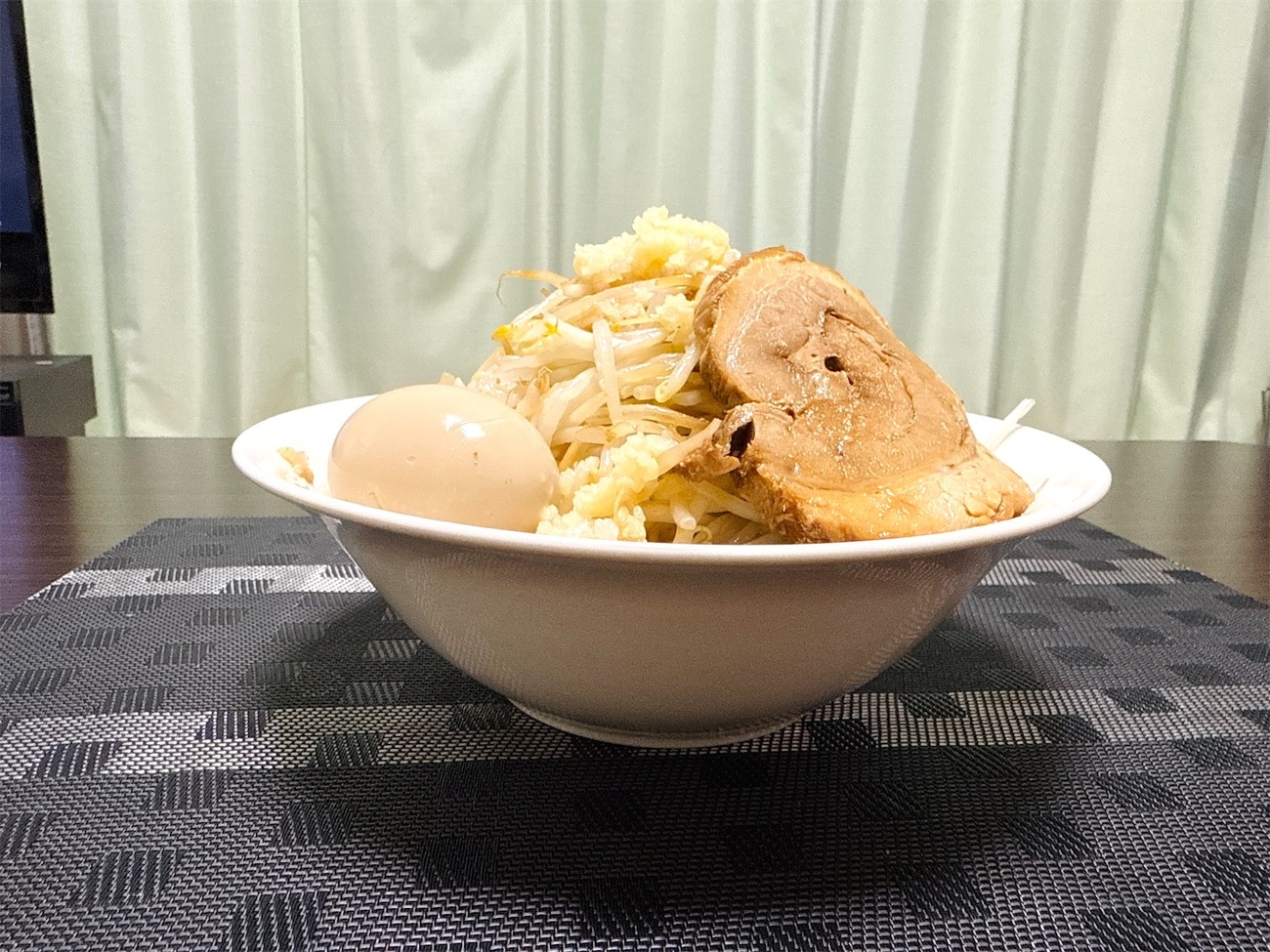 青森県八戸市/【wolt八戸】夢幻さんから特製ラーメン野菜マシマシを