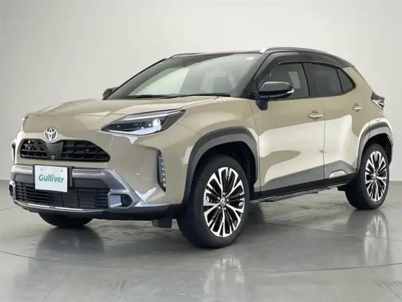 ヤリスクロス Zグレードの特徴！アドベンチャーやウルバーノの違い