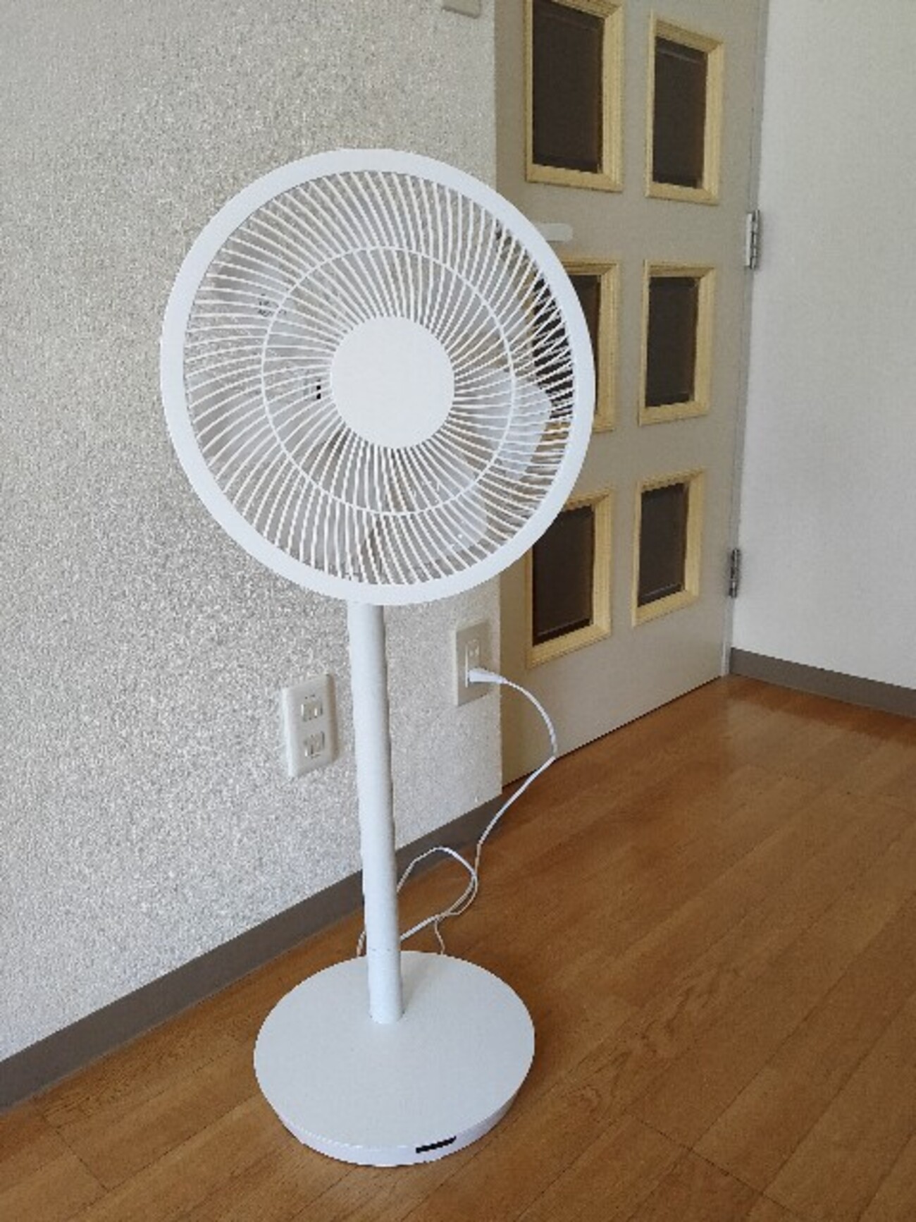 楽天】シロカの扇風機を購入。シンプルなデザインで、音がとても静か 
