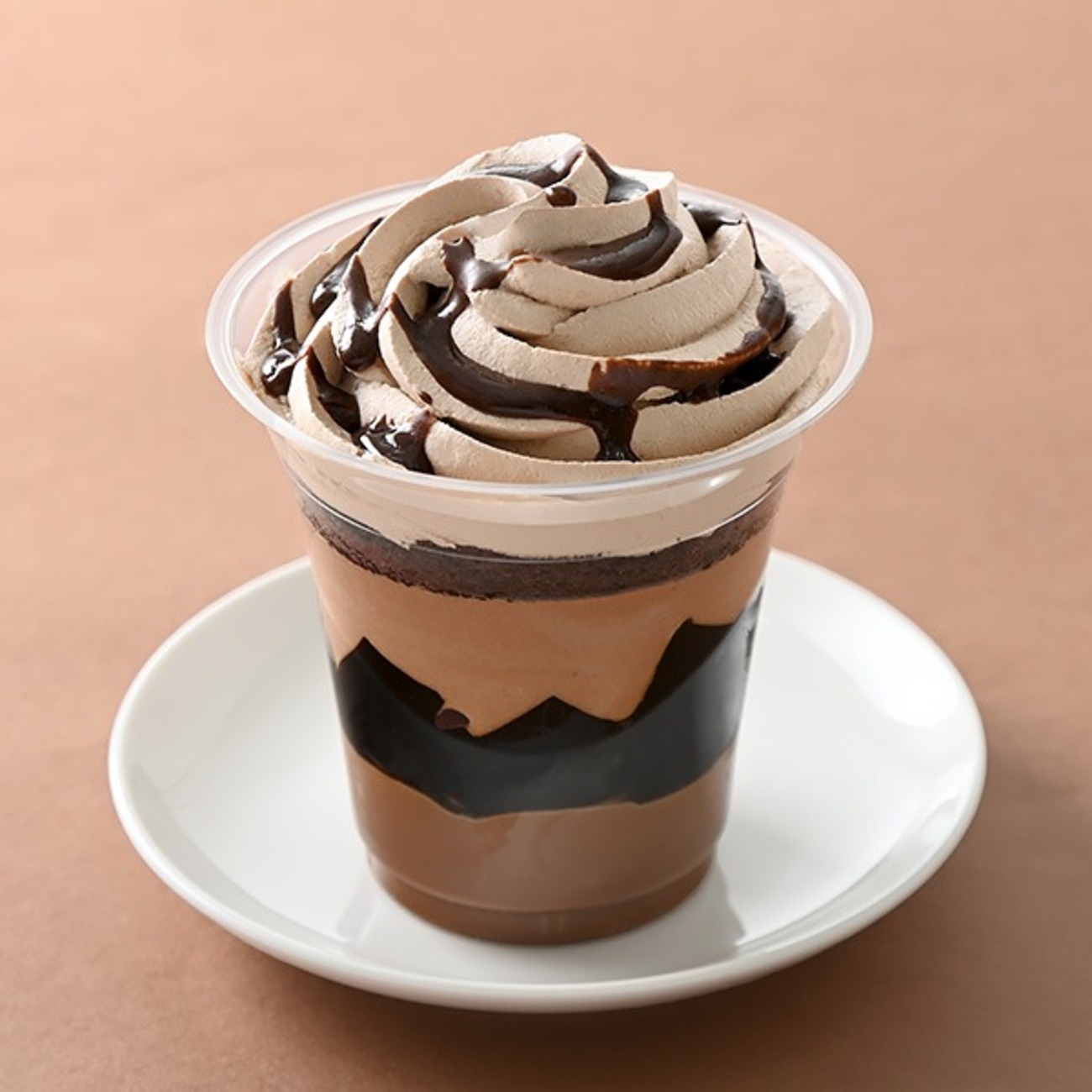 ファミリーマートから「チョコレートパフェ コーヒーゼリー入り」が新