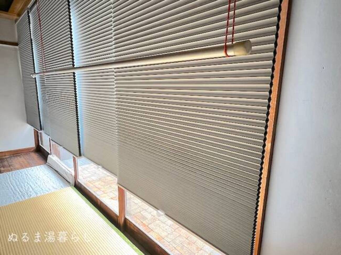 ニトリ　コードレスハニカムシェード　180×220 2個セット ニトリ コードレスハニカムシェード 180×220 2個セット ニトリ