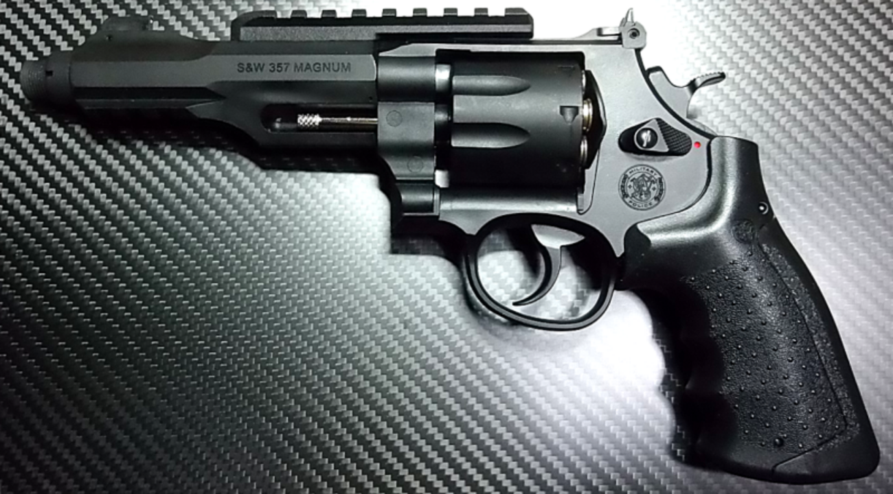 エアガン「UMAREX M&P R8 カート式CO2リボルバー」中古 更新：20260411 