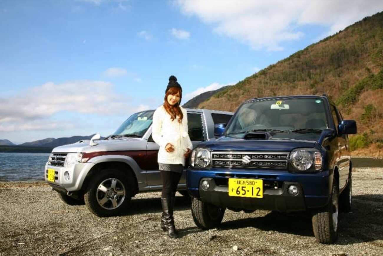 三菱 パジェロ ミニ vs スズキ ジムニー徹底対決！試乗比較 - 新車情報 