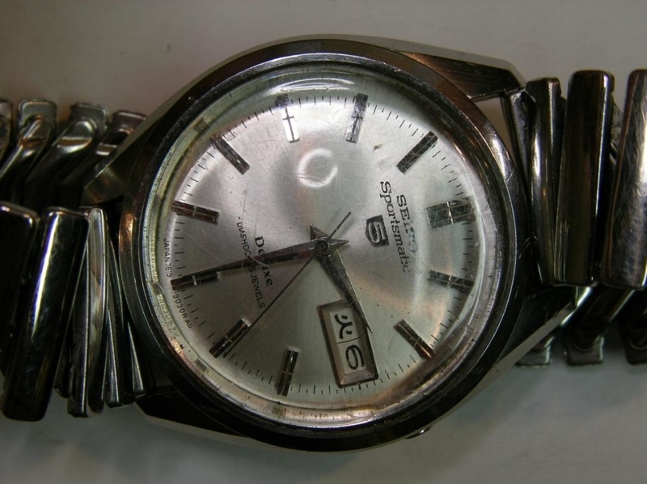 SEIKO Sportsmatic 5 Deluxe 25J 7619-9060 - tohokuhonsenの日記