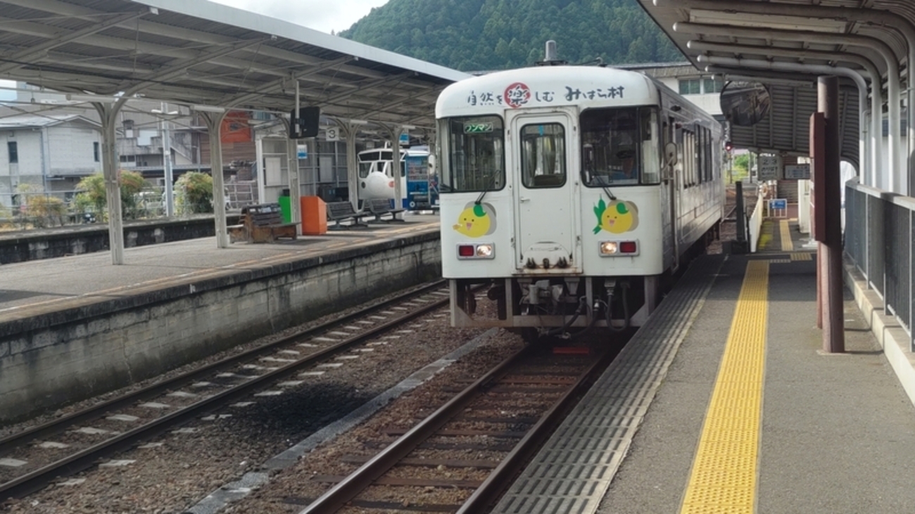 土佐くろしお鉄道の旅 - 六甲1号のページ