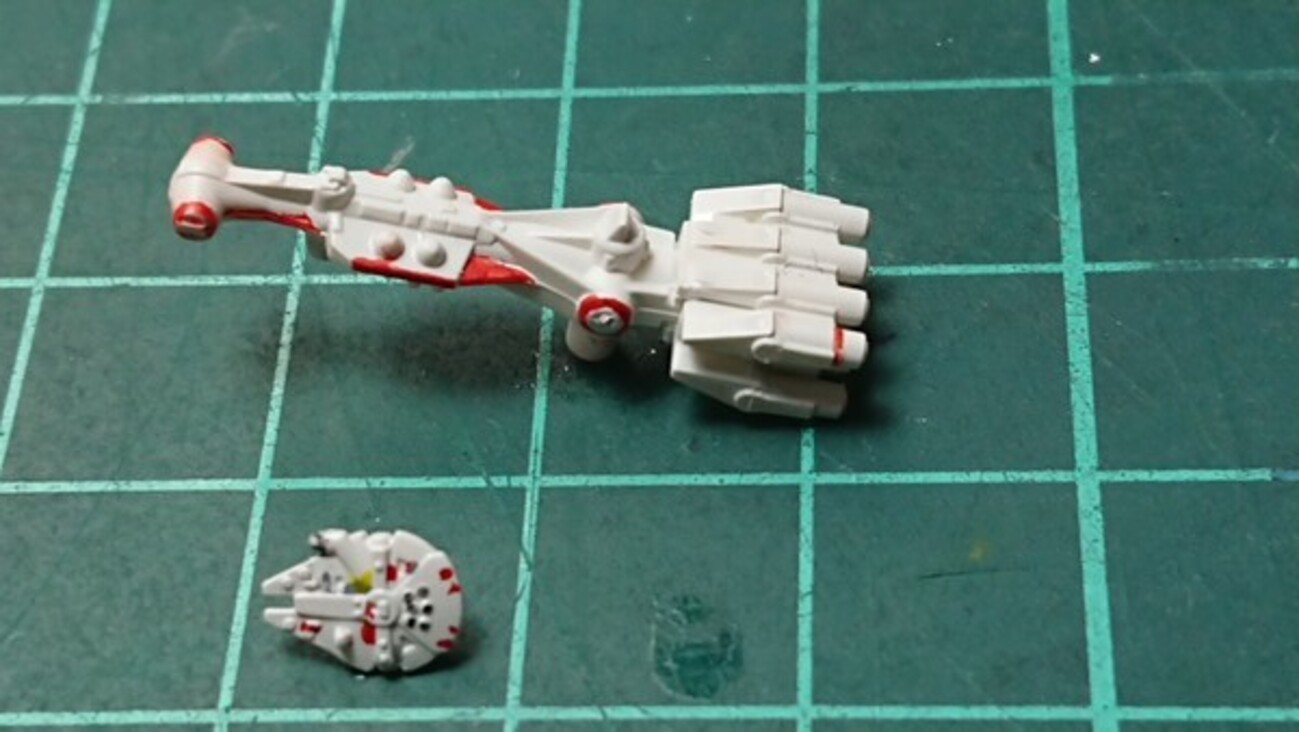 tantanさま　X-Wing & ミレニアム・ファルコン スターデストロイヤー スター・ウォーズ』のミレニアム・ファルコンやXウイングが、超