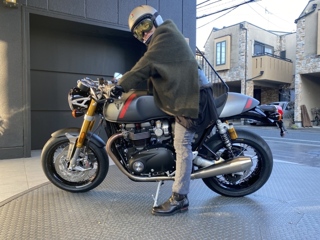 新型ストトリ&スラクストンRS乗ってみた - ØGaugeのモトブログ