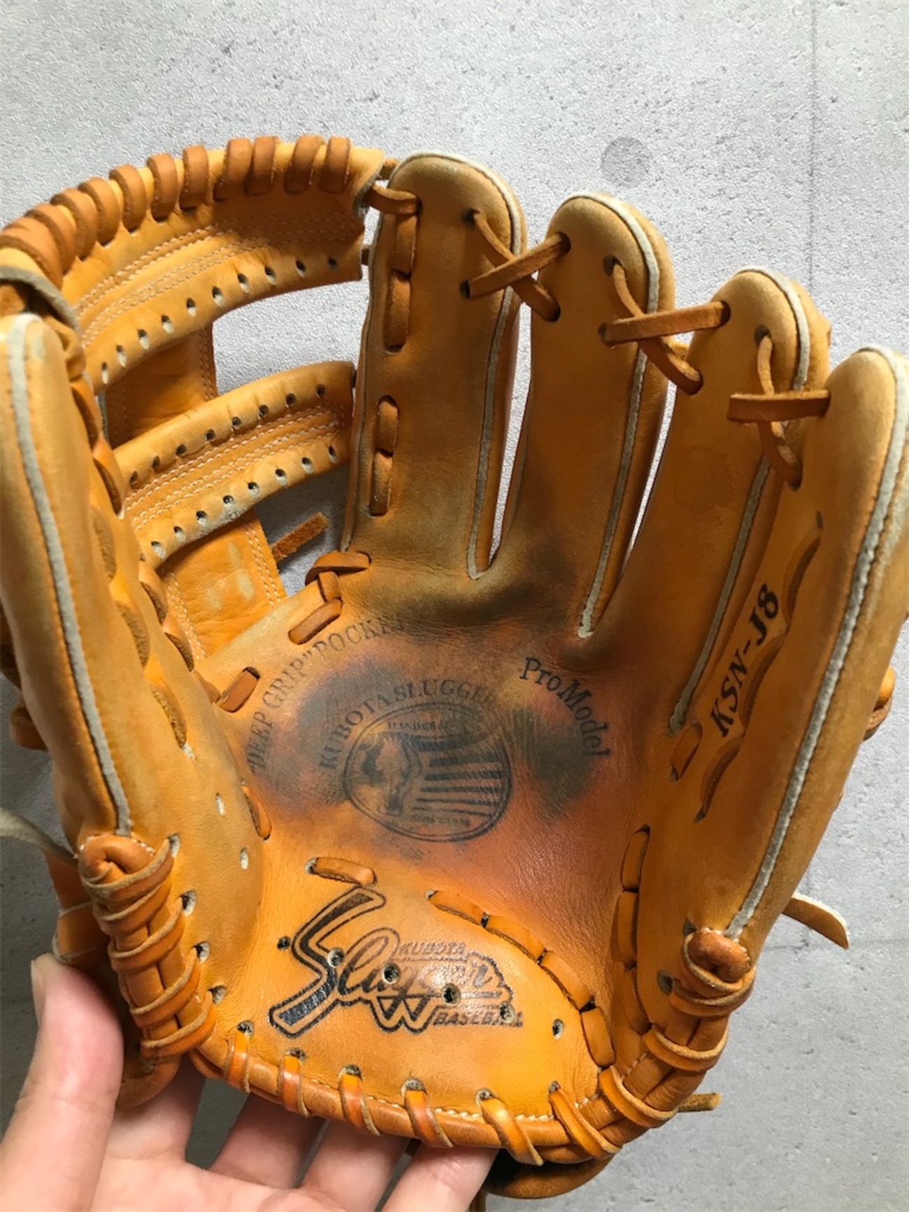 全紐グリス交換、磨き久保田スラッガーJ8⚾️ - 野球グローブ、グラブ 