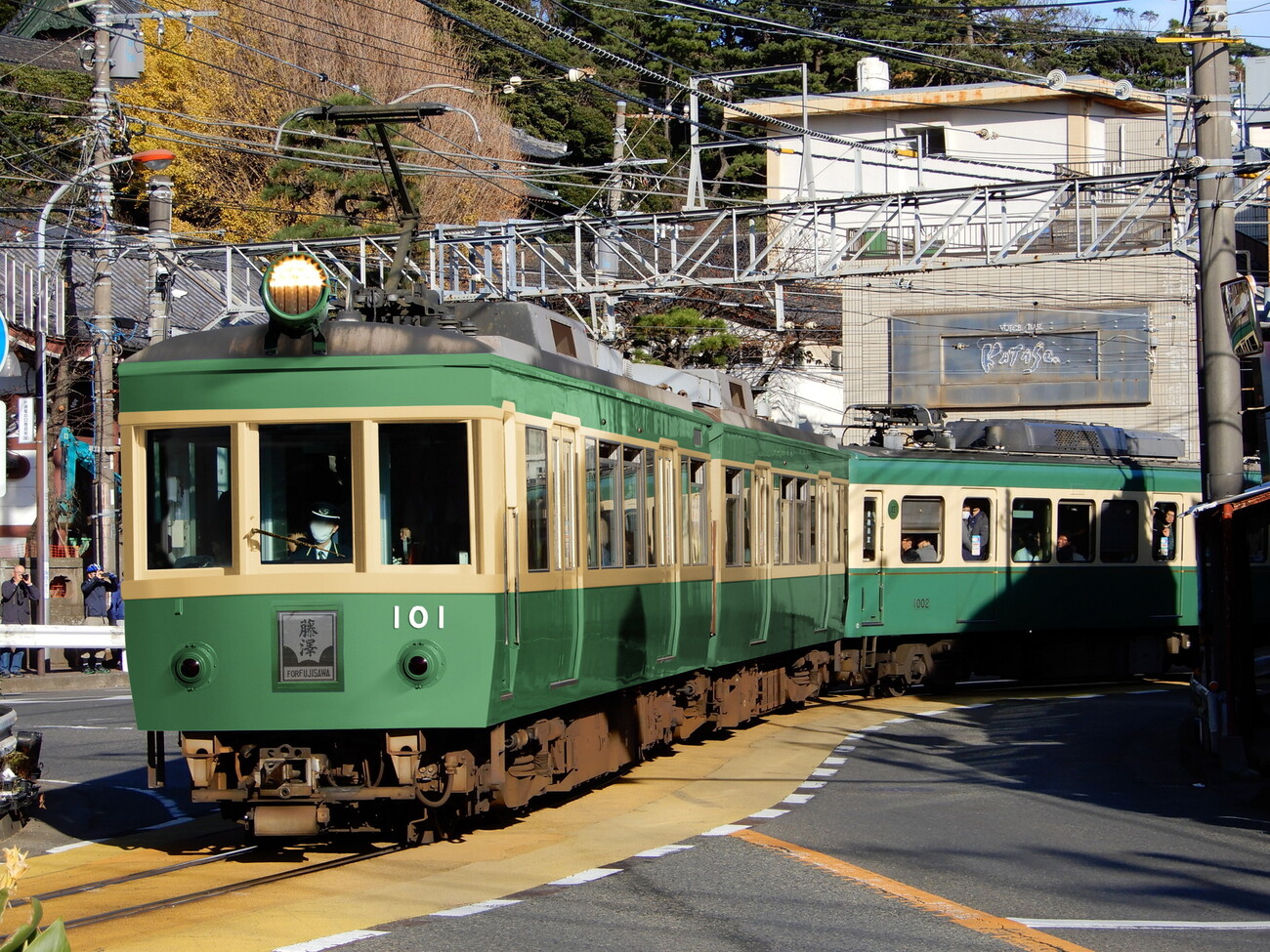 ウソ電- 江ノ電新100形「たんころ号」 - ウソ電800(エイトオーオー