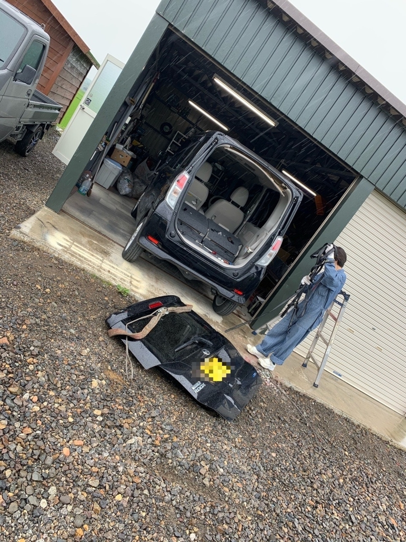 日産 ディズルークス B21A バックドア交換 - かんちゃんの笑う門に 