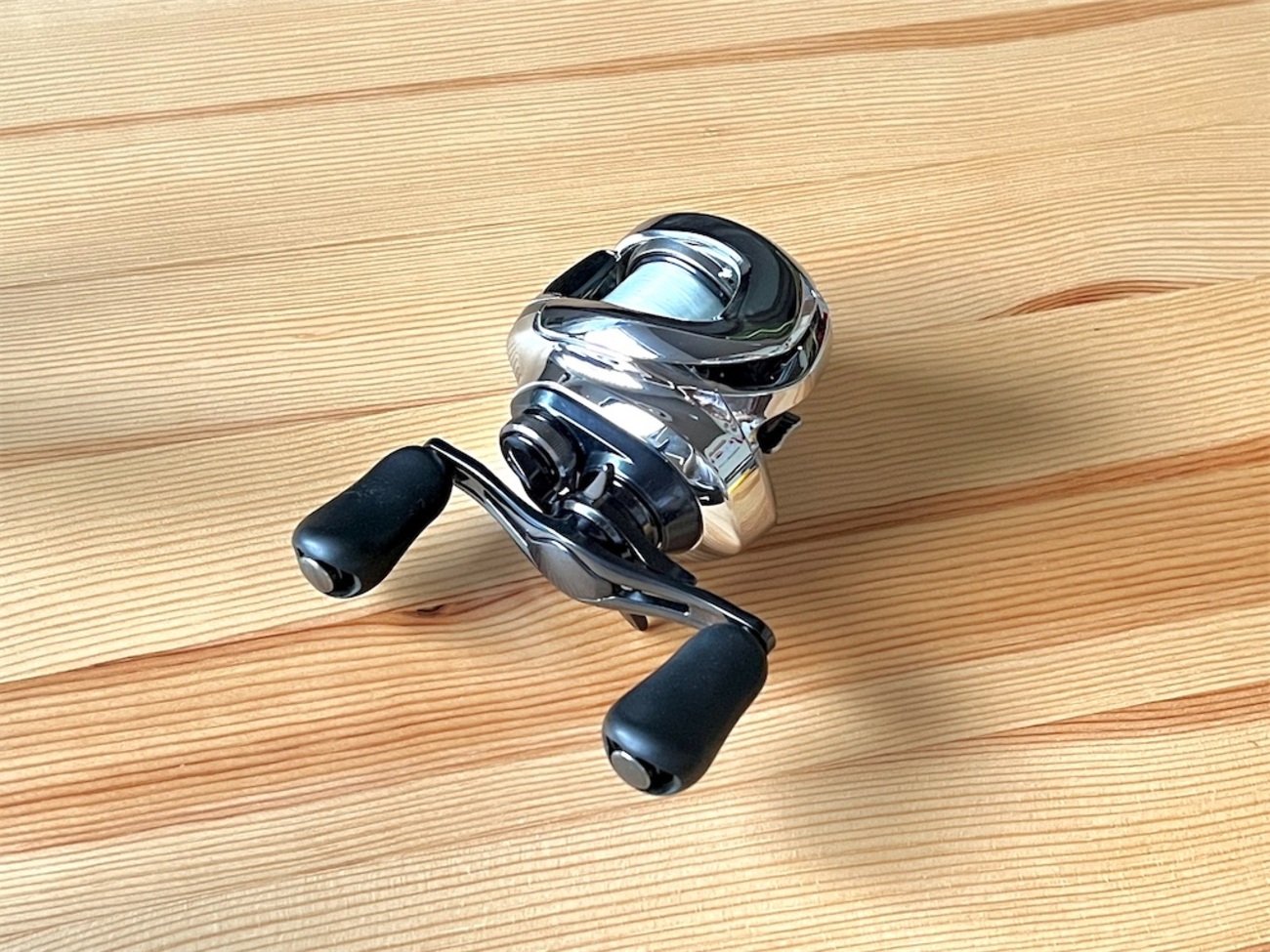 19アンタレス　右ハンドル　HG おまけでグリス　オイルスプレー　フロロマイスタ 19アンタレス 右ハンドル HG おまけでグリス オイルスプレー