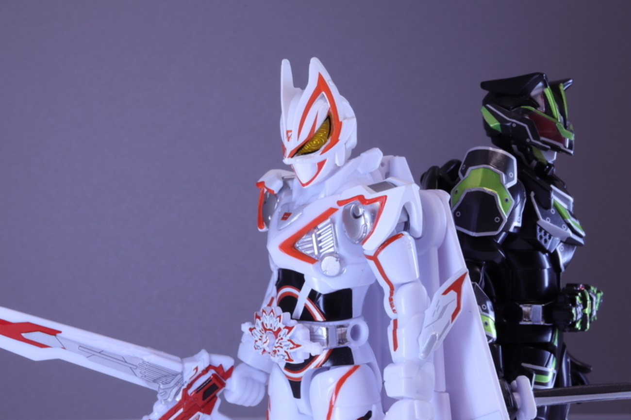 装動仮面ライダーギーツ ギーツⅨ＆タイクーンブジンソード プレミアム 
