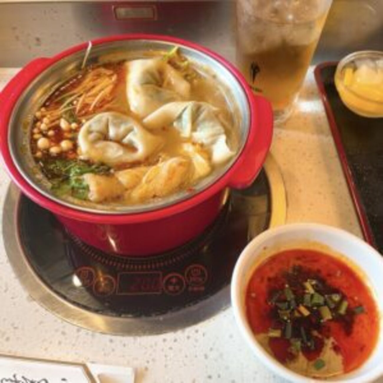 なべ丸(なべまる) | MEQQE（めっけ）