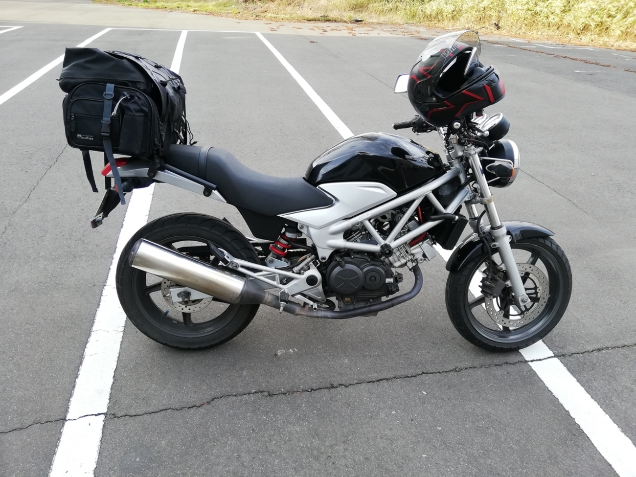 デイトナ マルチウイングキャリア VTR250/F('09〜'13) 79901 デイトナ マルチウイングキャリア VTR250/F('09〜'13) 79901