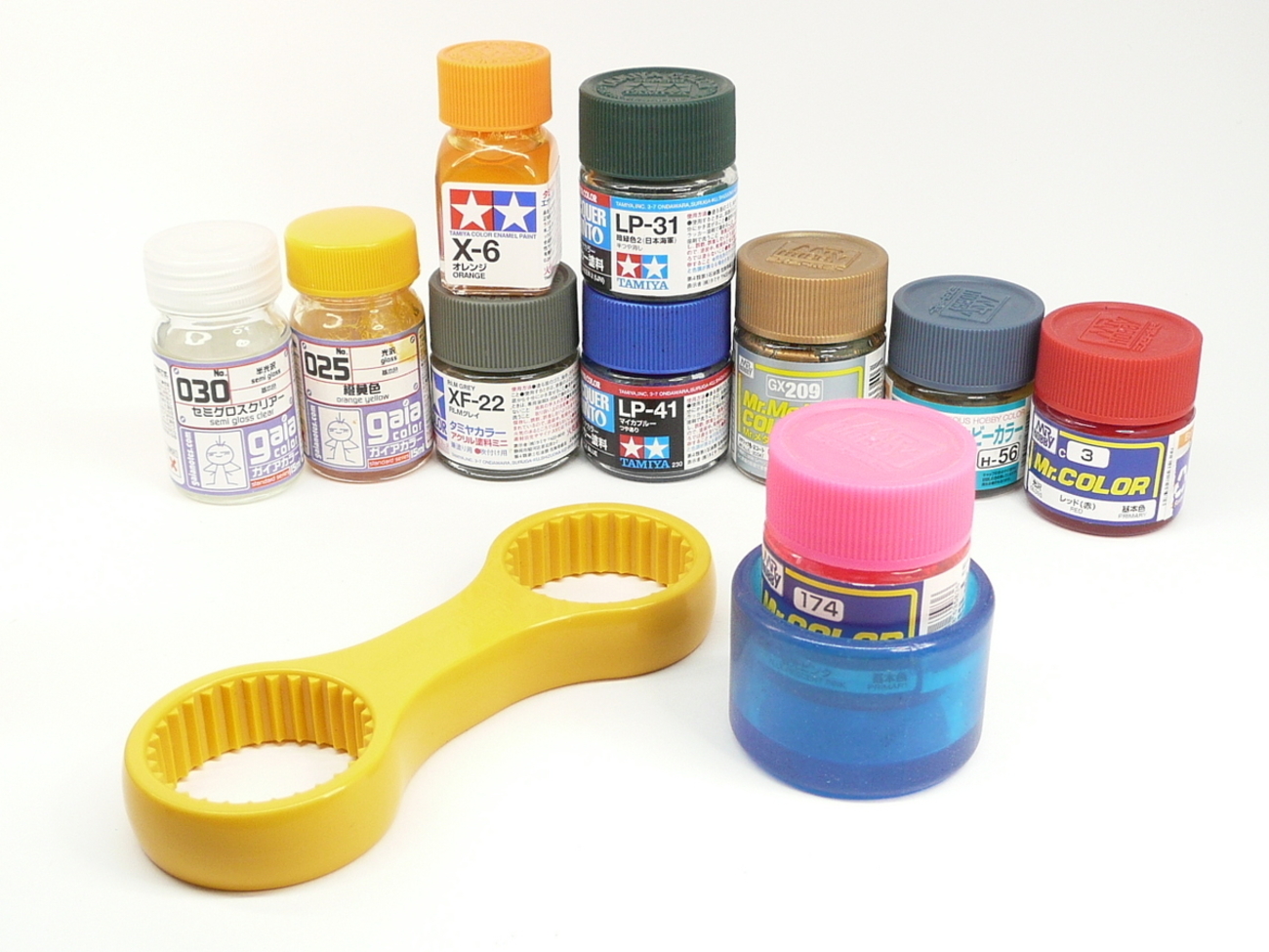 ブランド通販 ガイアノーツ、Mr.COLOR、タミヤなど 塗料セット(引退品) （塗料 模型製作用品