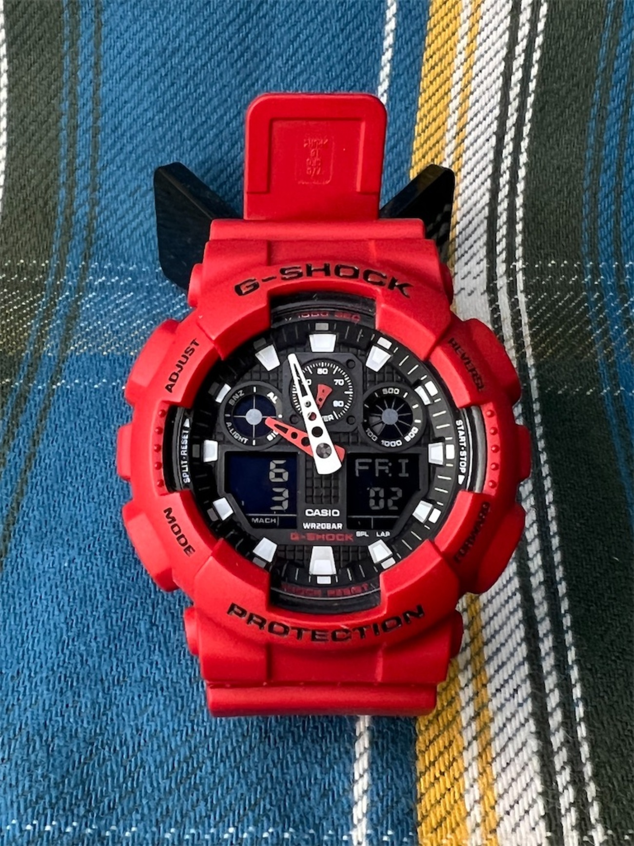 G-SHOCK GA-100Bの電池交換。 - カメラ屋元公式中の人 アオキのブログ