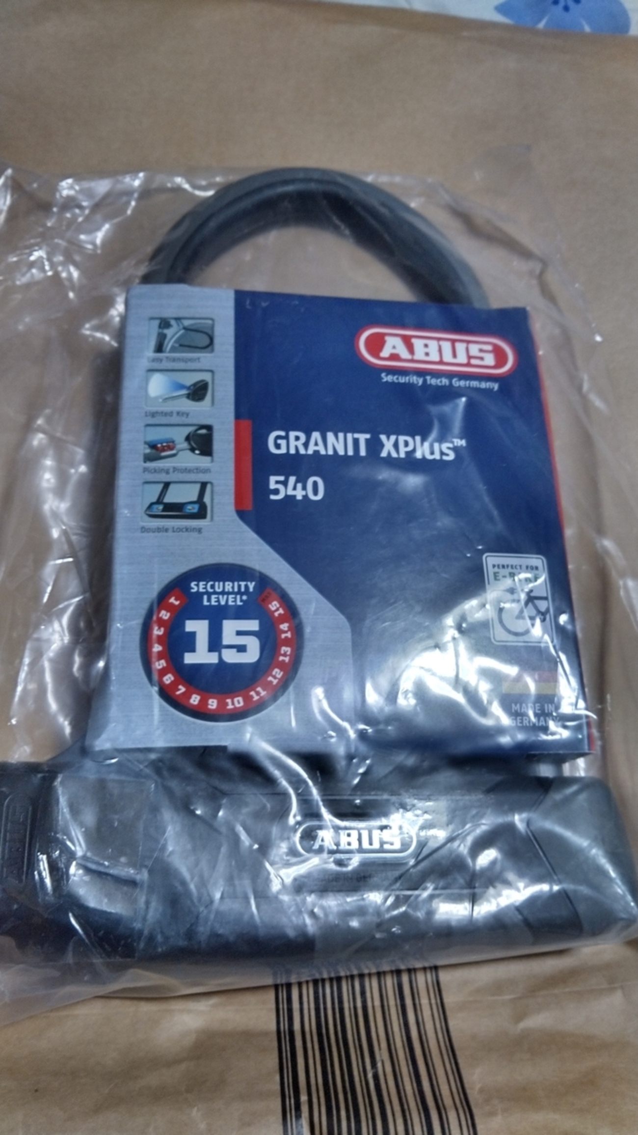 ABUS Granit X-Plus 540 最強の堅牢性を誇るU字ロック - 