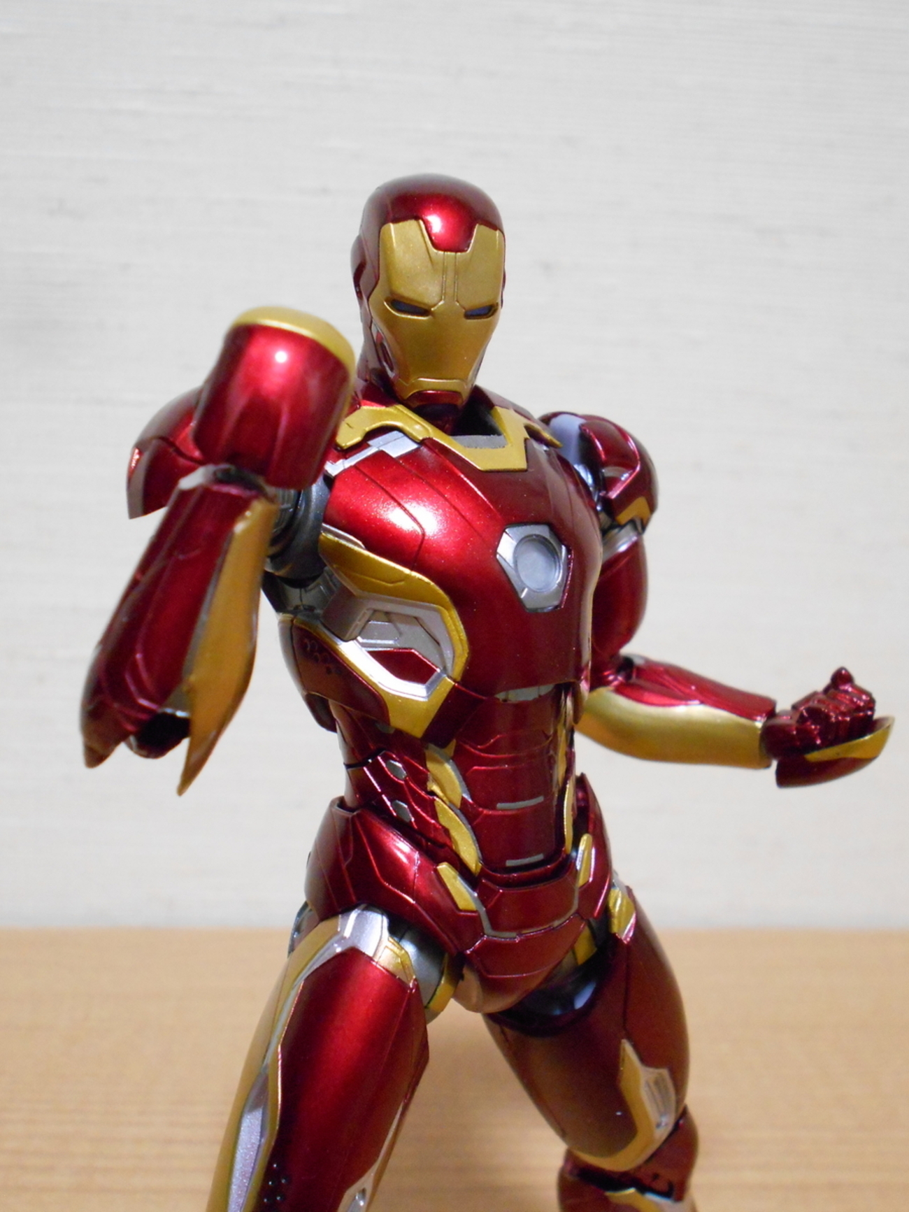 アイアンマン マーク45 ( バンダイ製 S.H.フィギュアーツ ) レビュー 