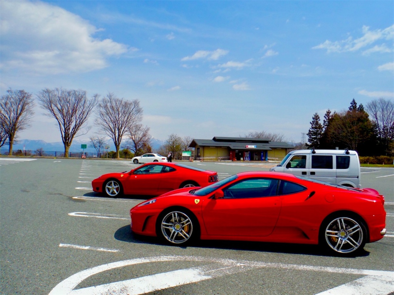 スーパーカー多数 気になるのがありましたらコメント下さい！ スーパーカー平社員 on X: 