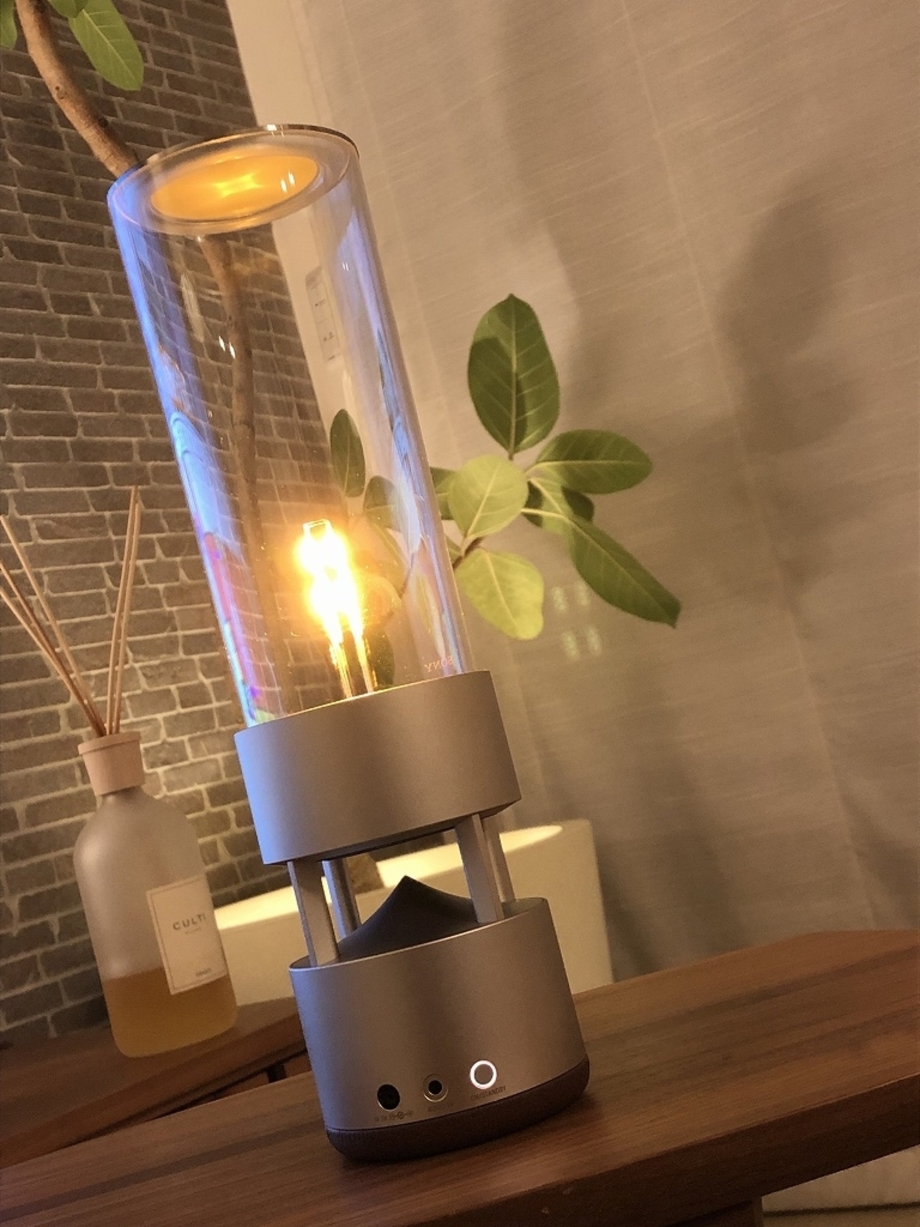SONYグラスサウンドスピーカー『LSPX-S1』、あえて旧型を買った 