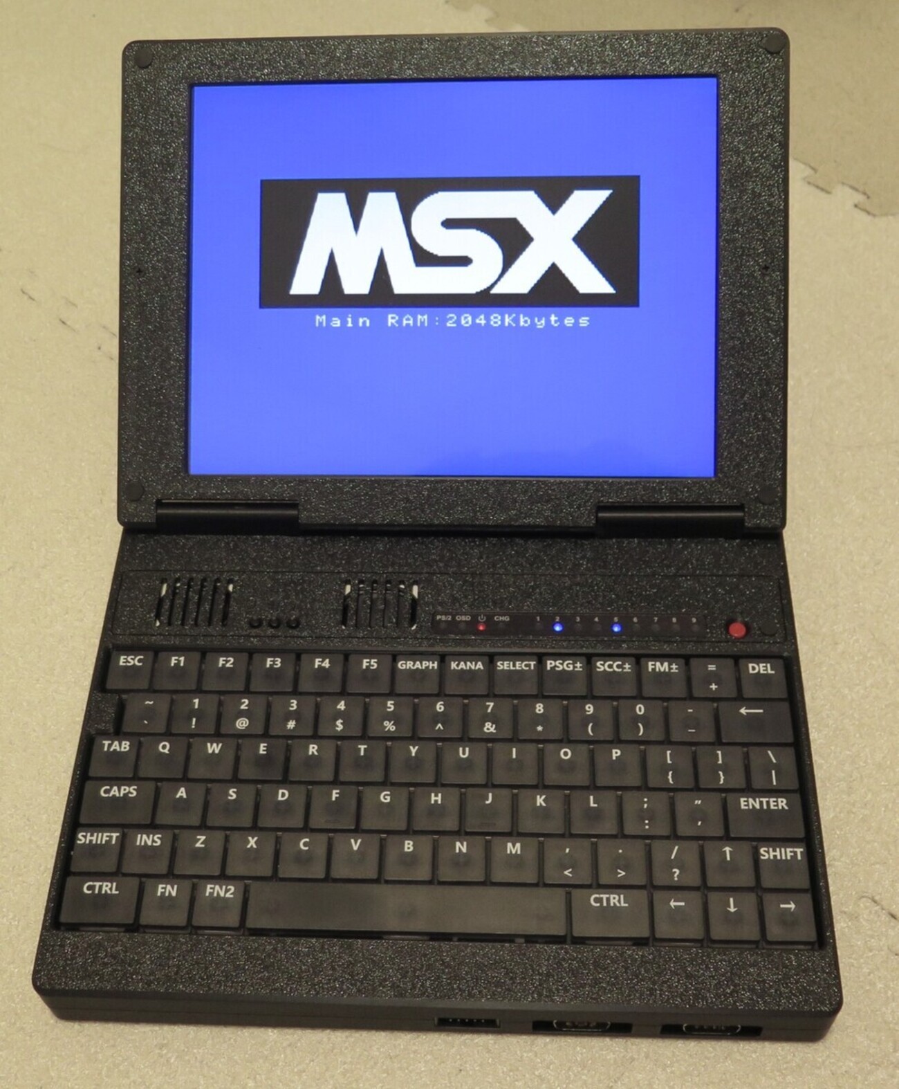 OneChipBook (MSX BOOK) 修理（液晶交換、ノイズも消えた