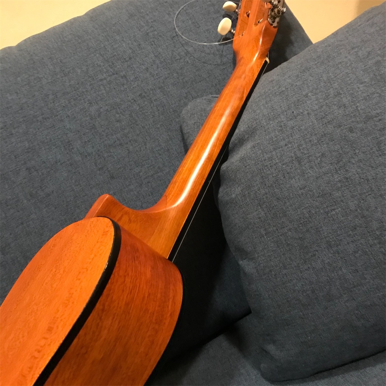 Acoustic Avenue トラベルギター ATH823N backend=imagemagick;version=1;