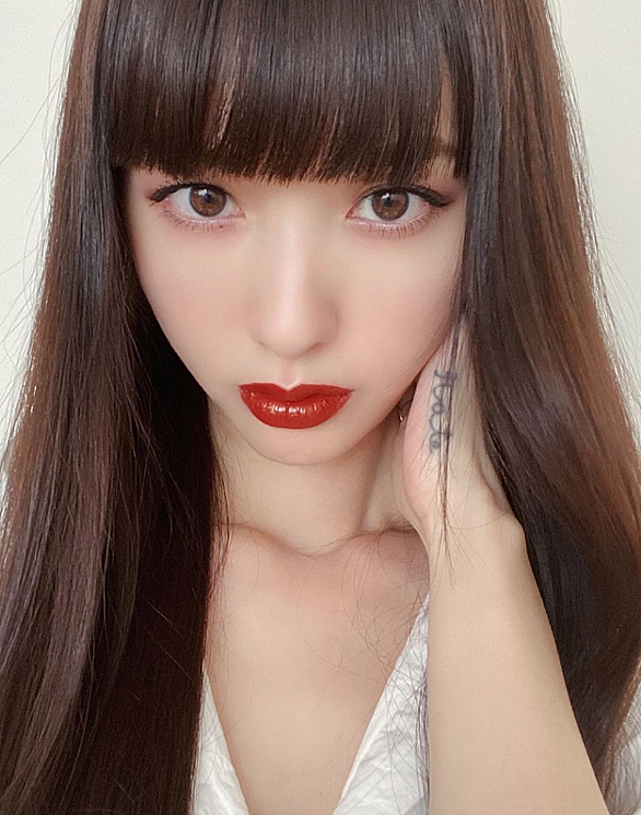 鈴木 えみ 旦那 鈴木えみの旦那は幸也 サリバンのデザイナー 華僑 非公開の旦那の像に迫る 鈴木 えみ 旦那 鈴木えみの旦那は幸也 サリバンのデザイナー 華僑 非公開の旦那の像に迫る