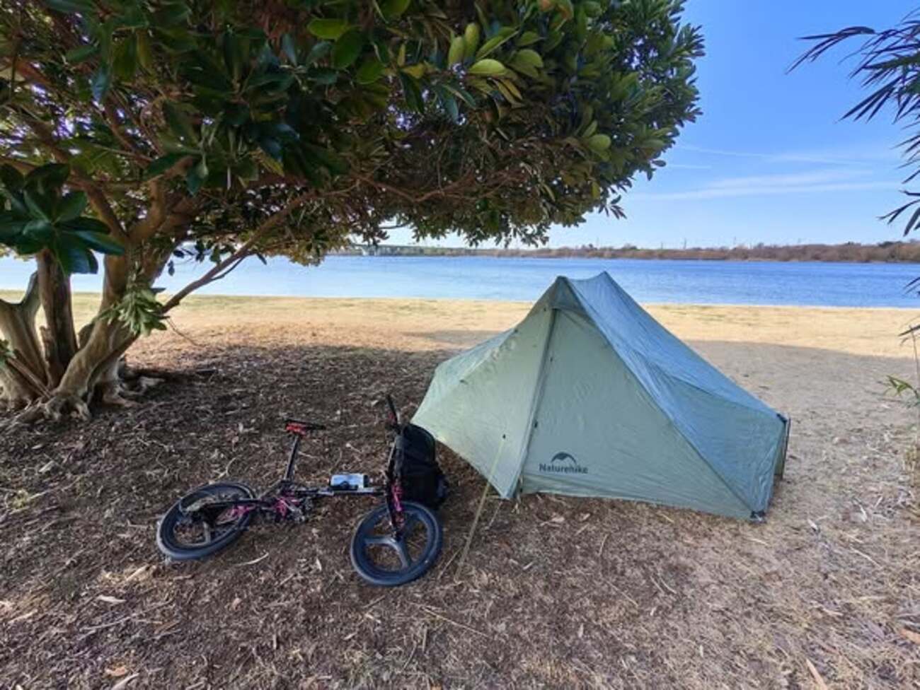 デイキャンプ】ツーポールテントNaturehike Summiture ULは2人用で余裕