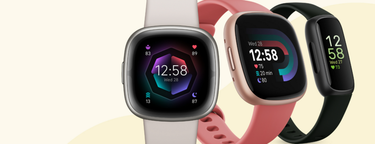☆fitbit change4 新品未開封☆ Fitbit Versa 4 【Suica対応】GPS搭載スマートウォッチ（ピンク