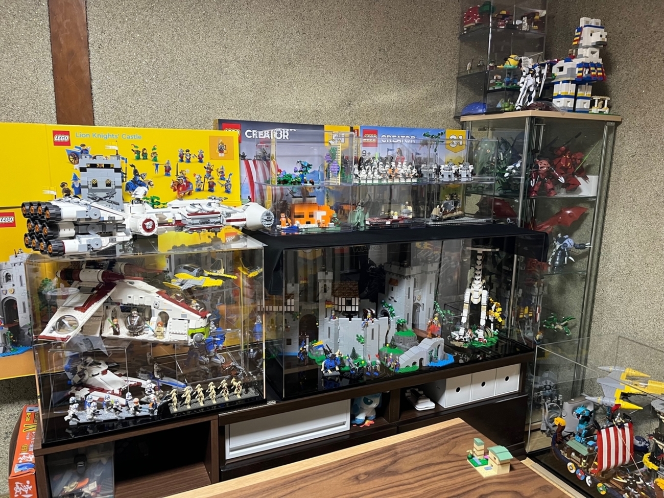 LEGO ディスプレイ 2022年8月末 - イマサラ金銭管理