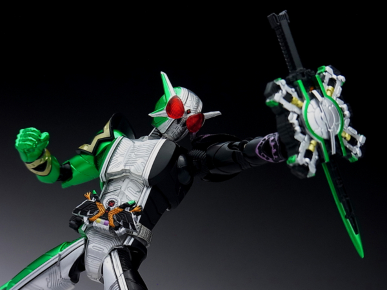 S.H.フィギュアーツ 仮面ライダーW サイクロンジョーカー 
