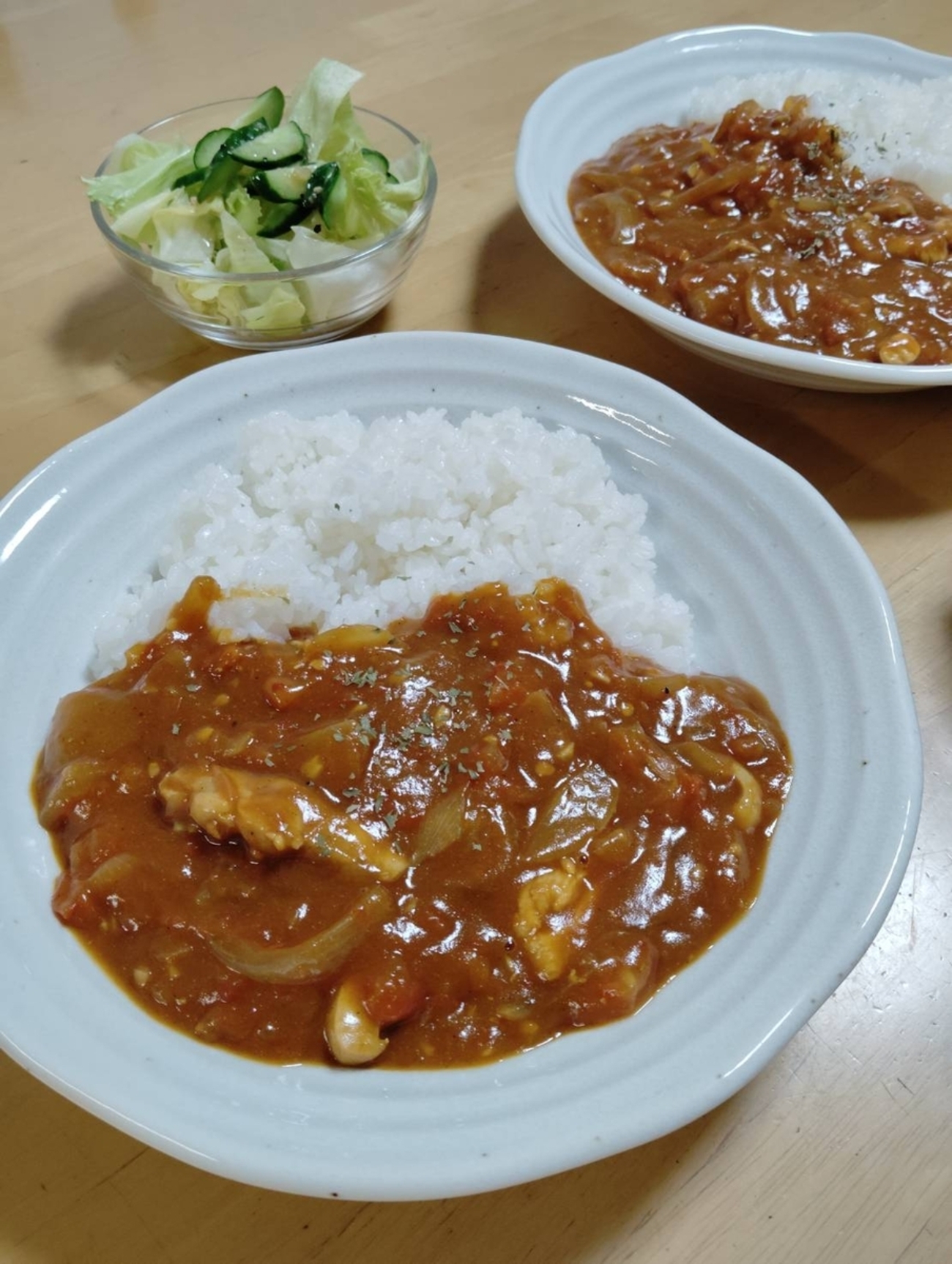 １等大当たりとトマトカレー🍛 - 3番テーブルの女