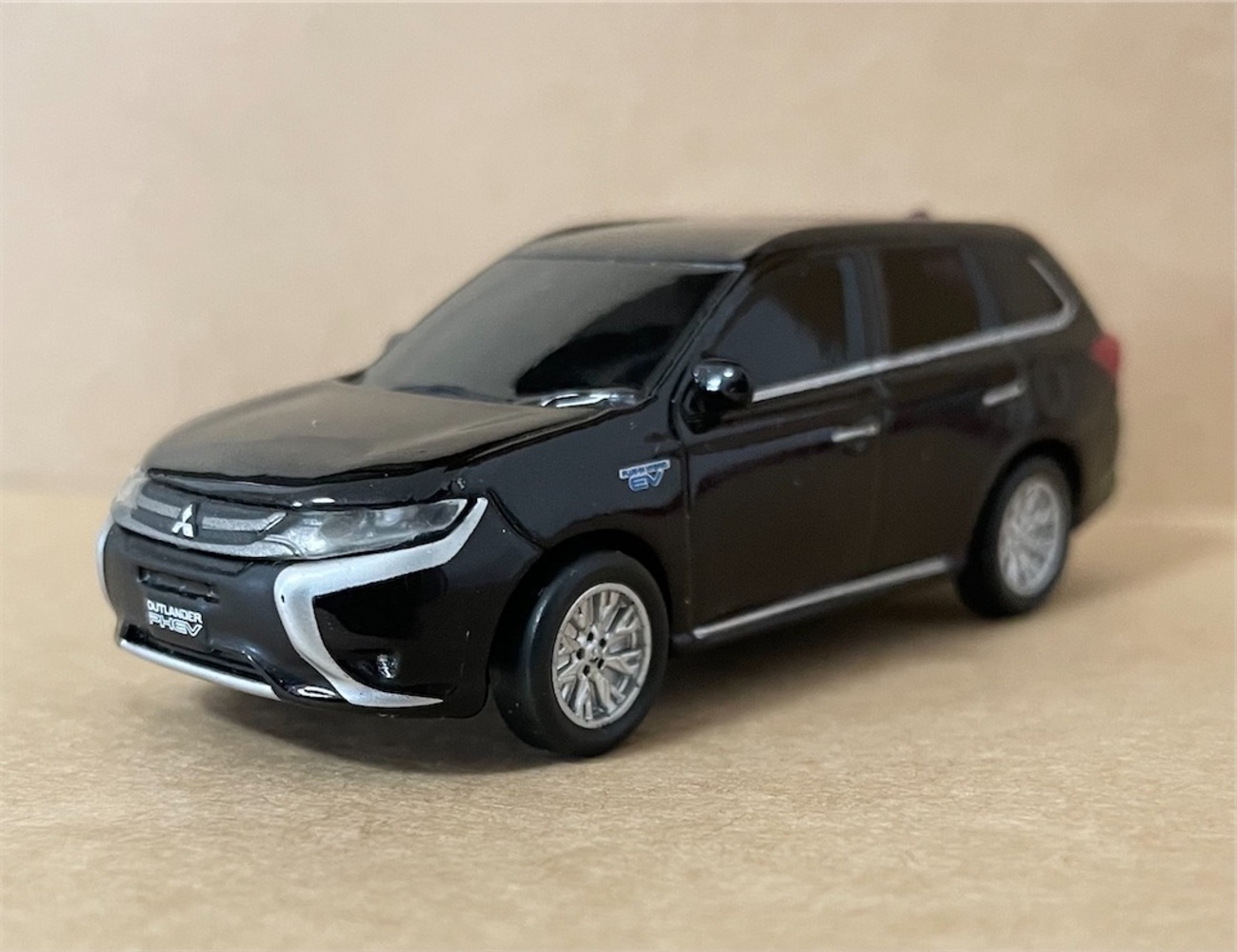 三菱 アウトランダー PHEV 非売品 ミニカー - usunonooのブログ@トミカ倉庫