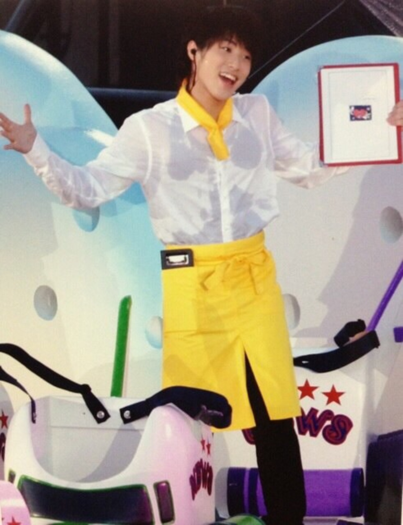 NEWS LIVE TOUR 2012 ～美しい恋にするよ～ - 幸せたまてばこ ー