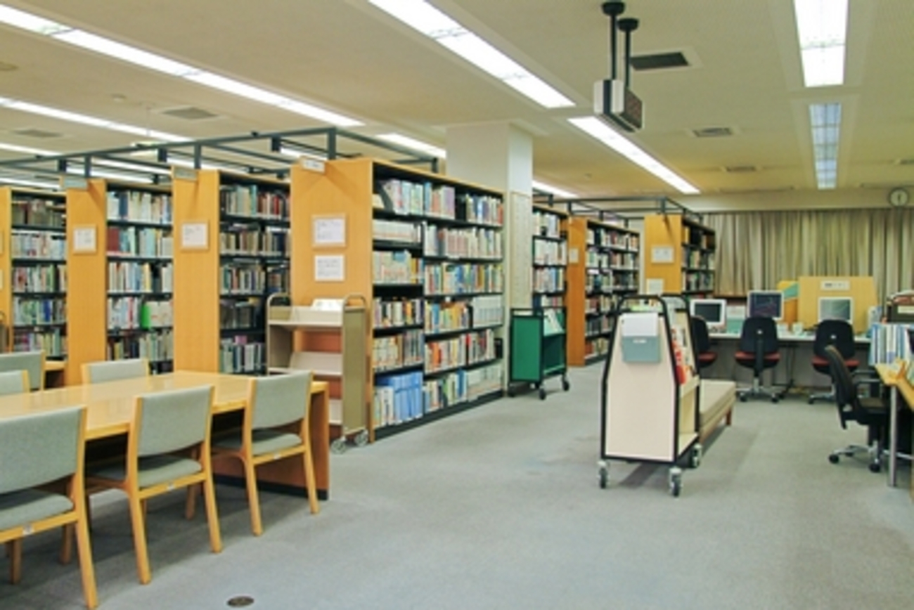 図書館のしごと よりよい利用をサポートするために 第２版/読書工房/国際交流基金関西国際センター（単行本） Amazon.co.jp: 図書館のしごと ―よりよい利用をサポートするため
