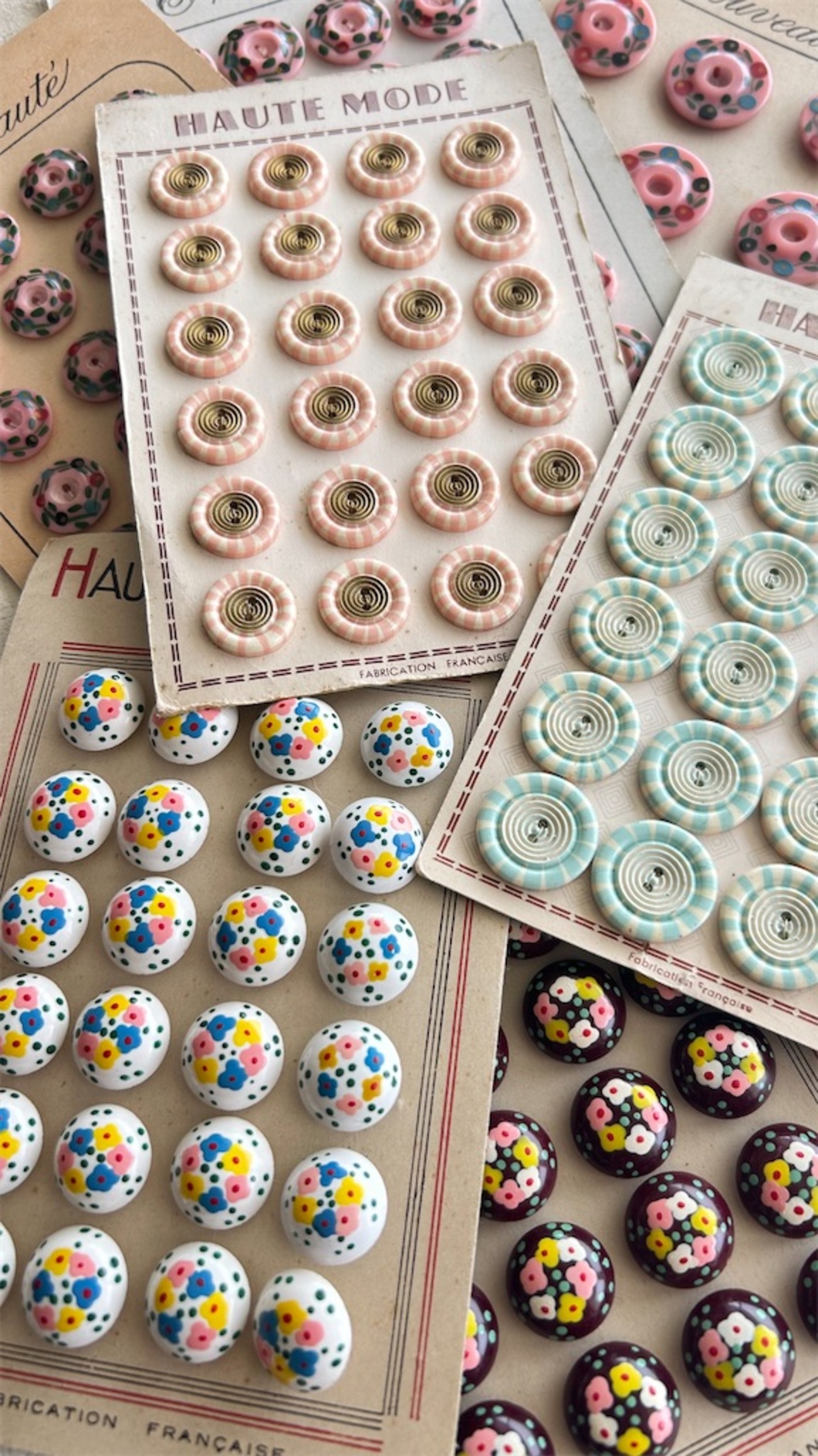 フランス🇫🇷ボタンシート8種 - chouchou annexe's blog