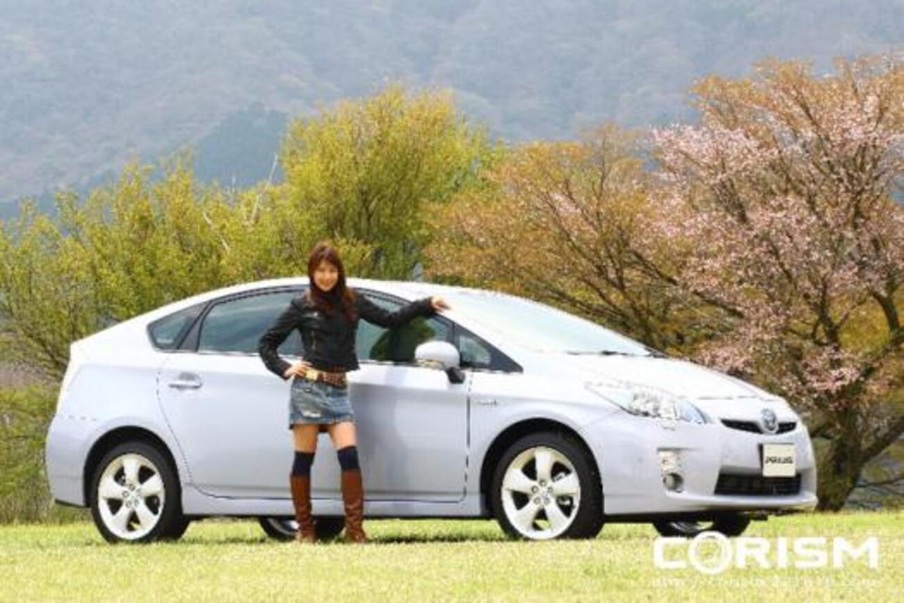 トヨタ 新型 プリウス 新車情報】驚きの燃費38km/Lを実現！ 価格も大幅