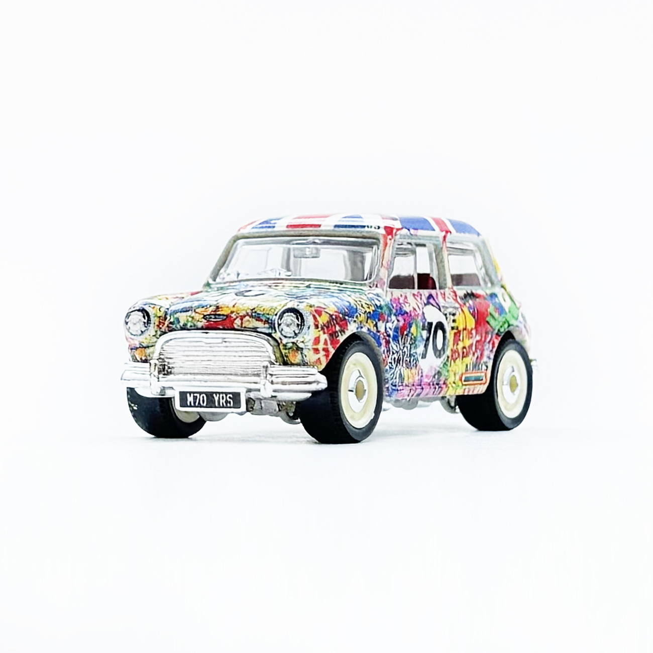 1964 AUSTIN MINI COOPER S - 増えすぎたミニカーに愛を捧ぐ