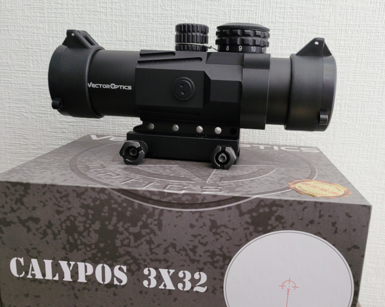 ヴェクターオプティクス 4倍プリズムスコープ （目立った傷や